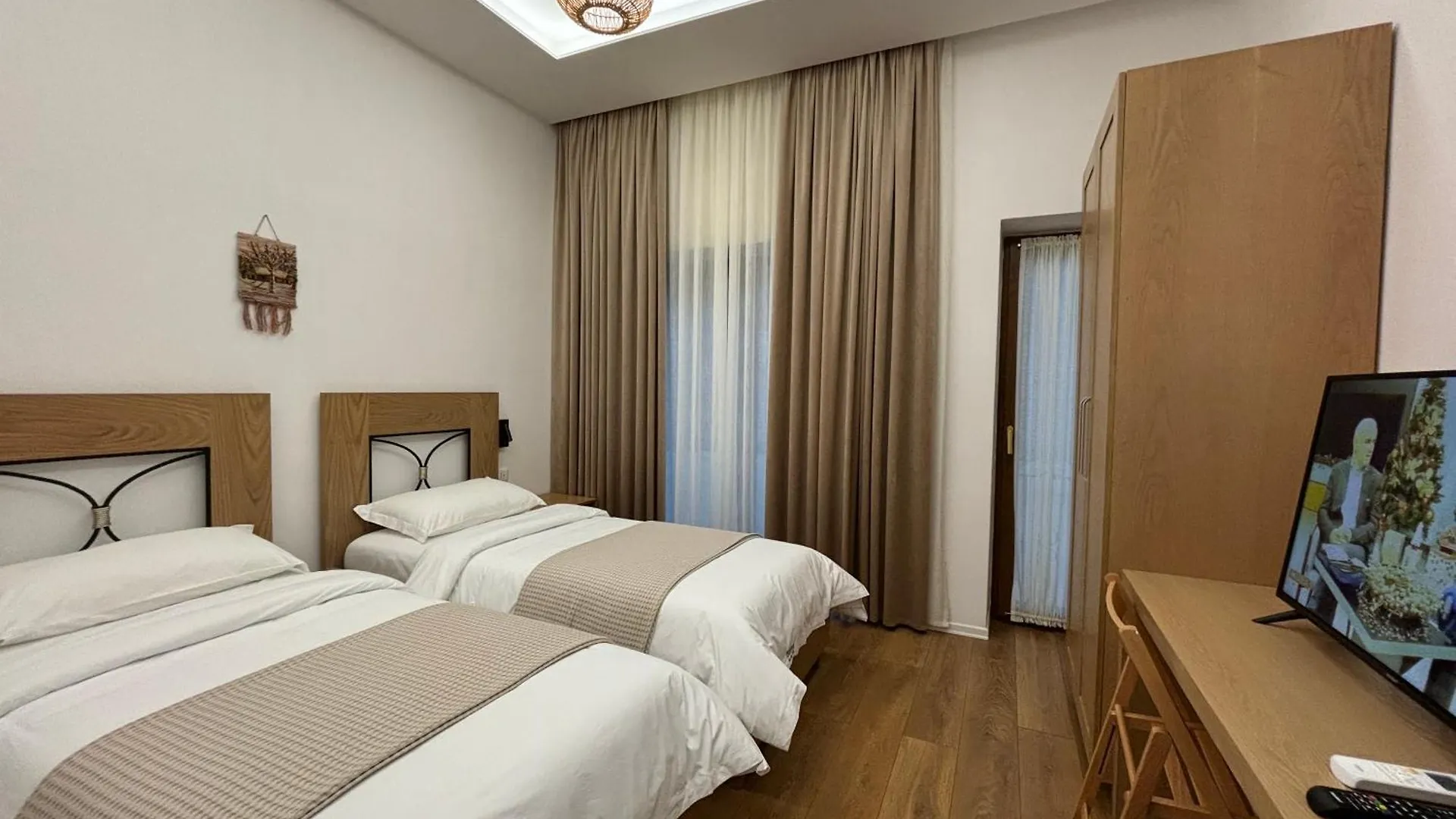 מלון Tepelene Gle-Alb Agrotourism