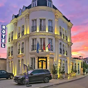 Hotel Ambasada Qta