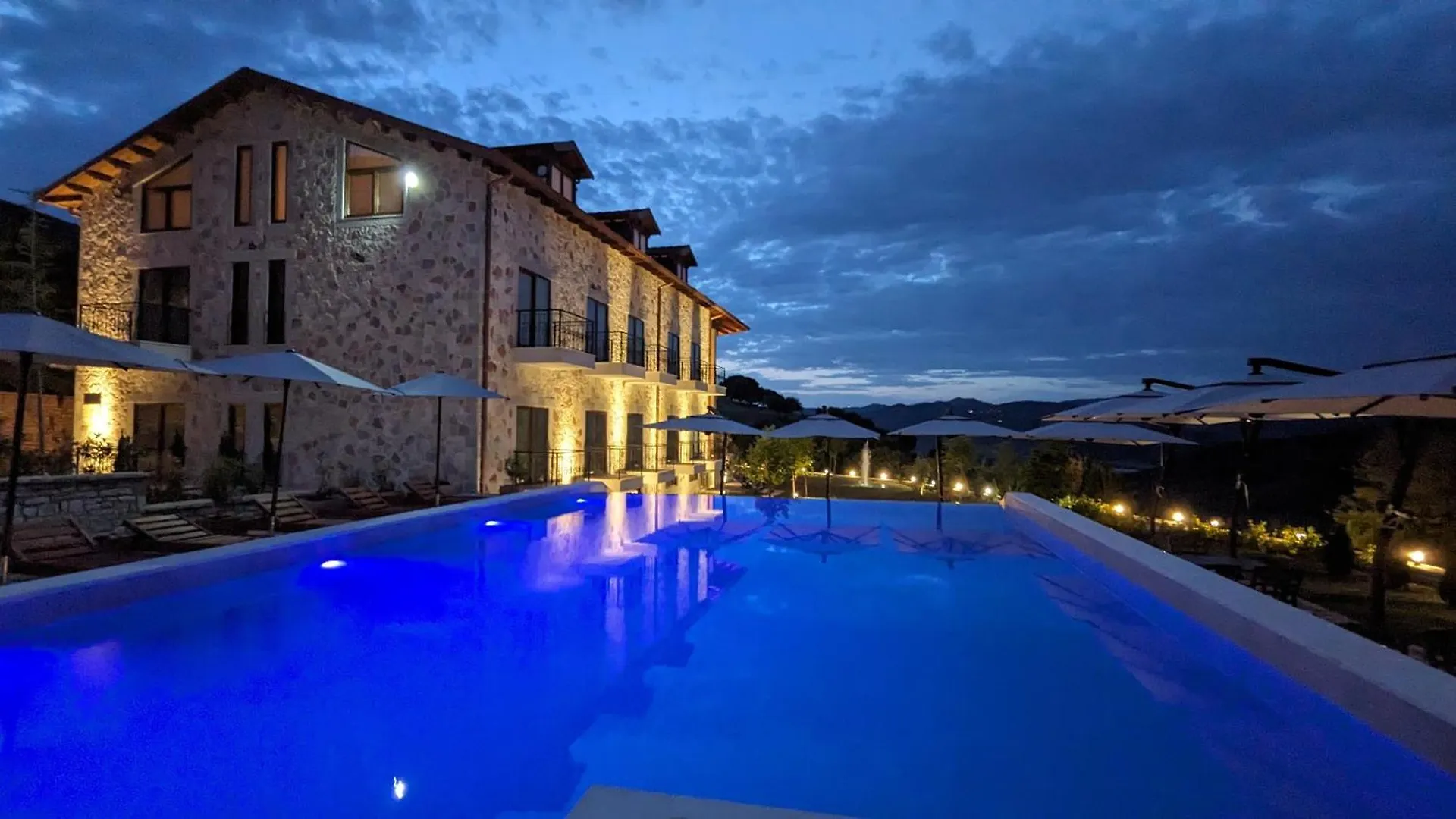 ****  Gle-Alb Agrotourism Hotel Tepelene Albanië